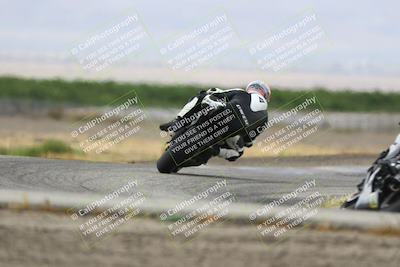media/May-03-2025-CRA (Sat) [[22b18d099a]]/Races/Race 2/
